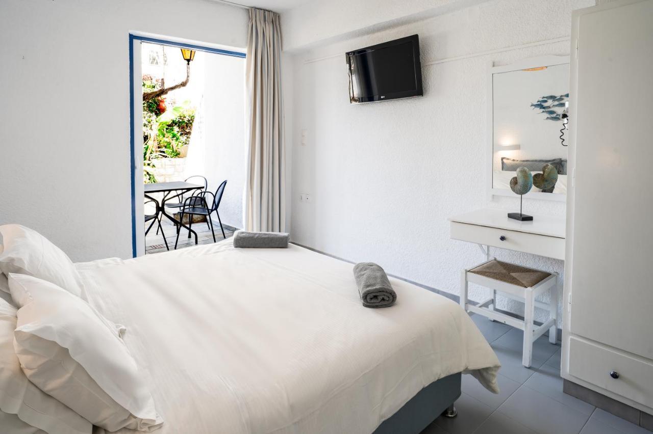 Ninetta'S Studios Poros Town Eksteriør billede