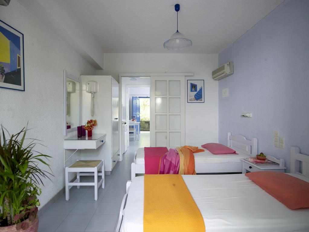 Ninetta'S Studios Poros Town Eksteriør billede